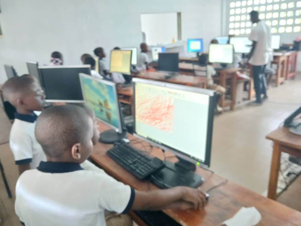 Atelier pratique avec les jeunes apprenants