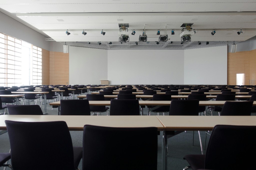Salle multimédia équipée